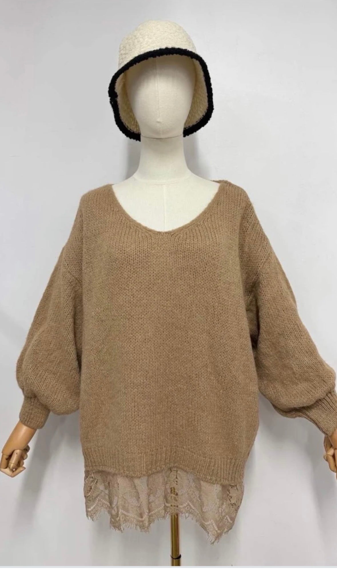 pull à dentelle (pré commande)