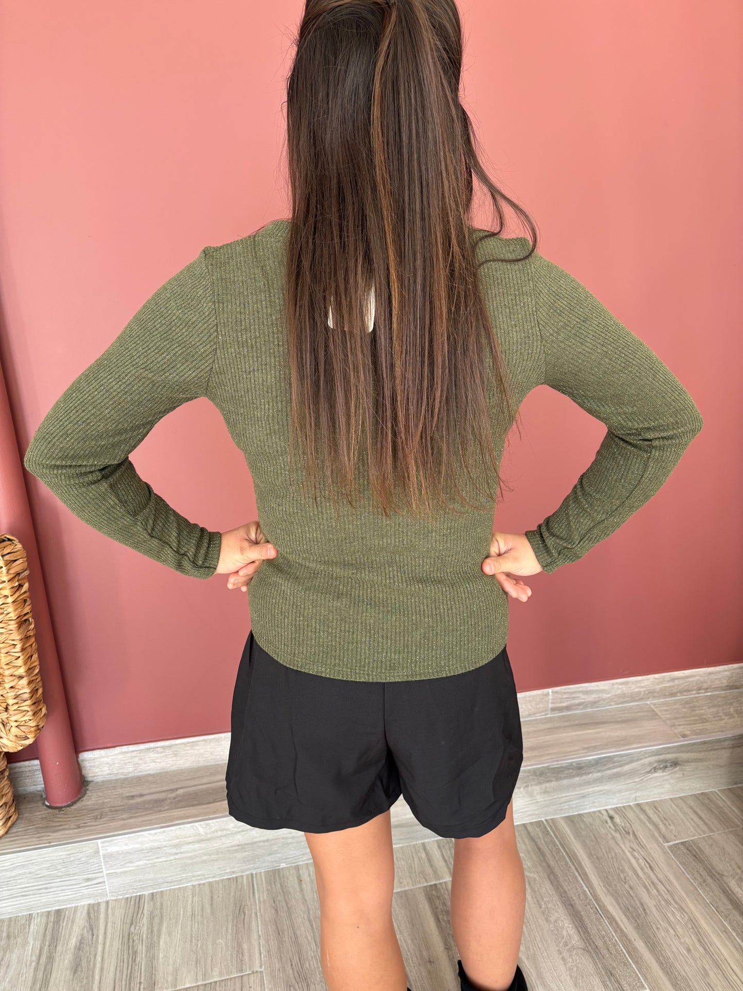 Pulls brillants (plusieurs coloris)