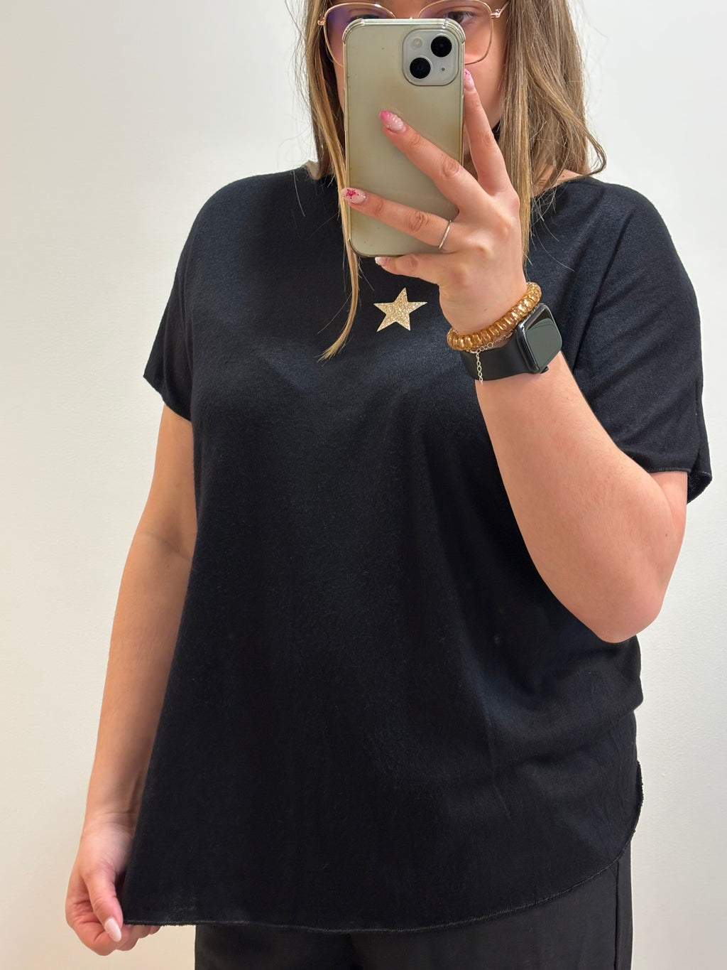 Tee-shirt Étoile – L’indispensable lumineux de l’été ☀️