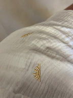 Short Gaze De Coton Brodé Avec Motifs Soleils