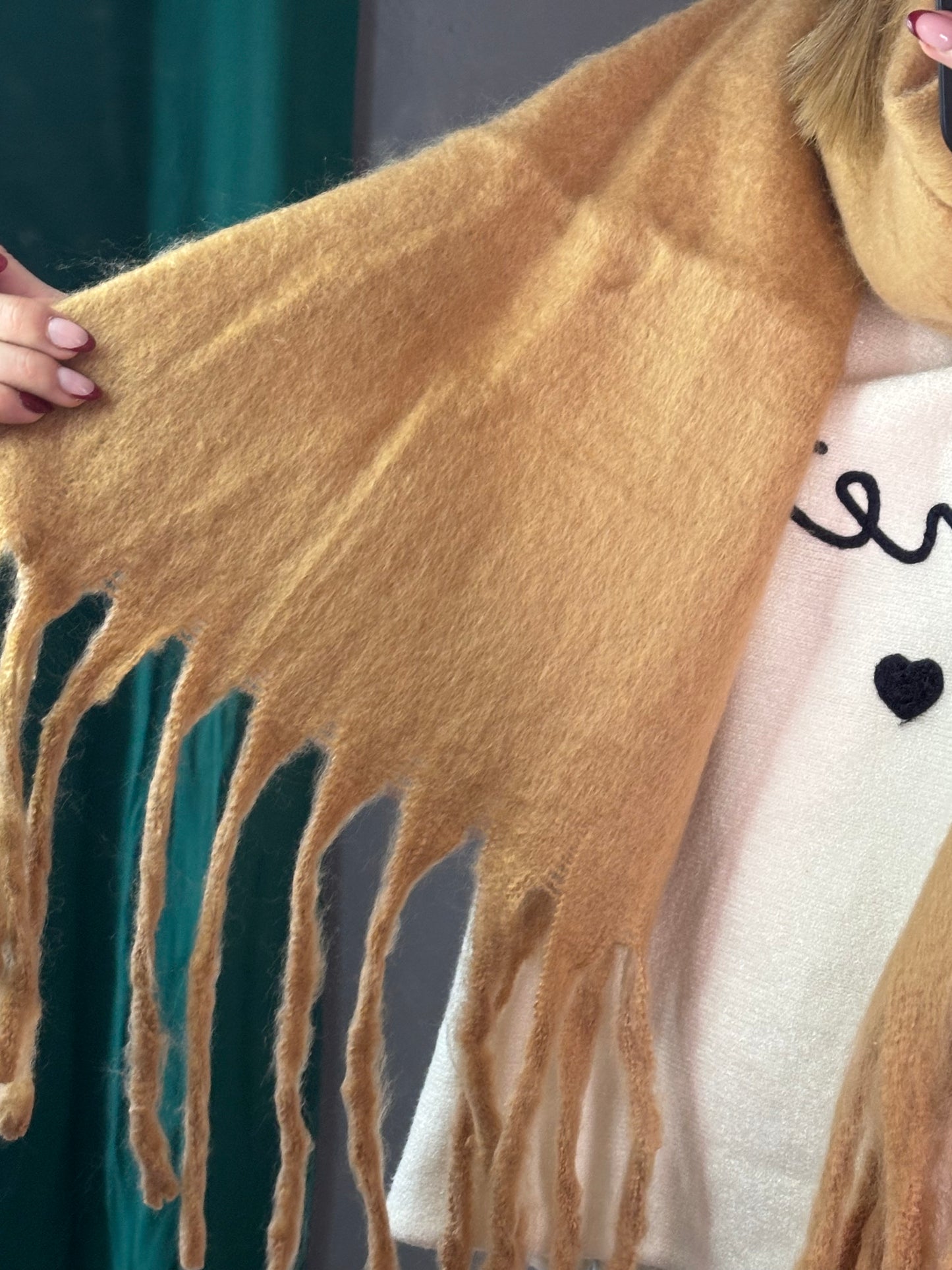 Écharpe à franges (plusieurs coloris)