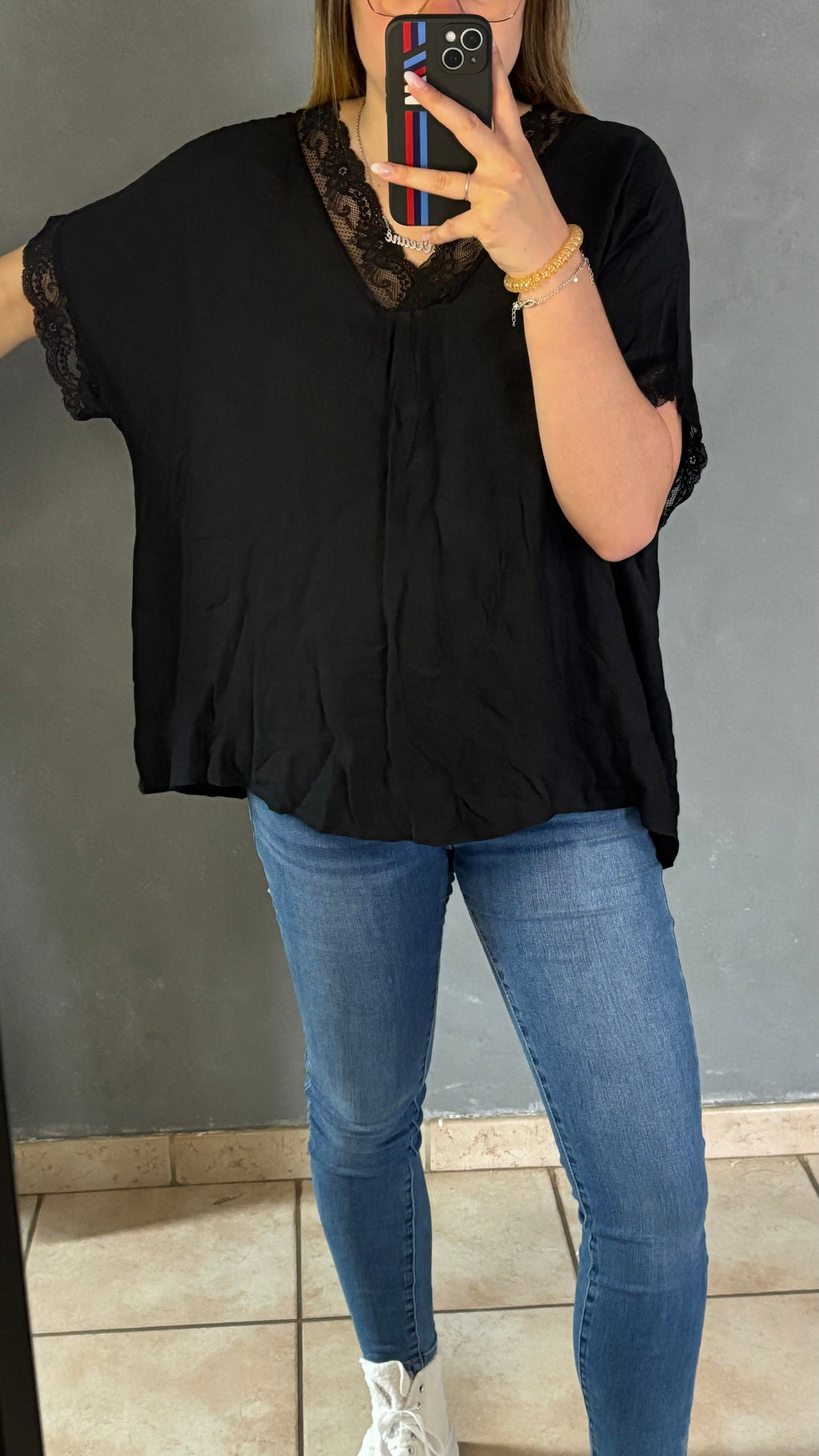 Teeshirt dentelle (plusieurs coloris)