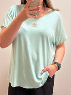 Tee-shirt Étoile – L’indispensable lumineux de l’été ☀️