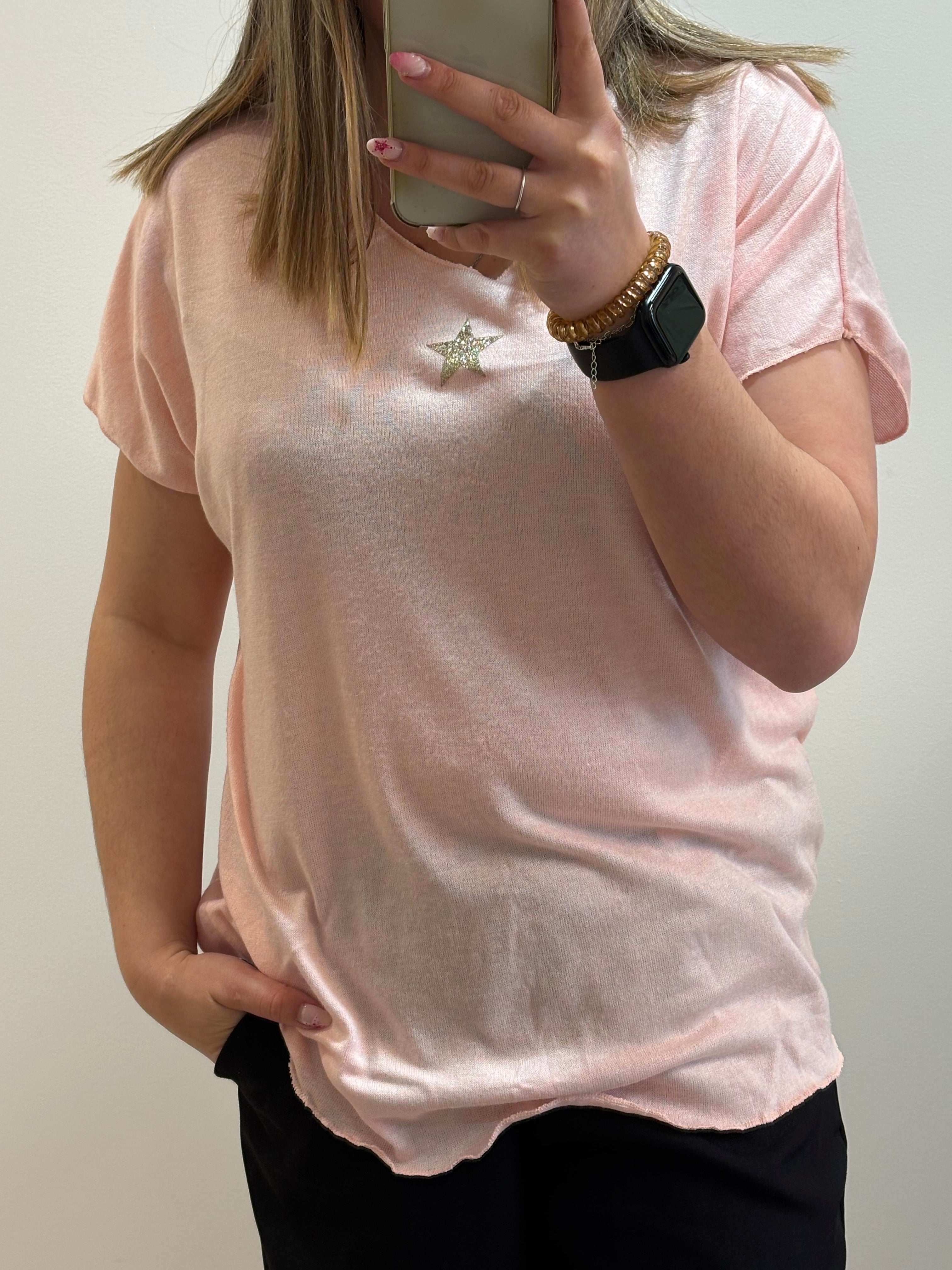 Tee-shirt Étoile – L’indispensable lumineux de l’été ☀️