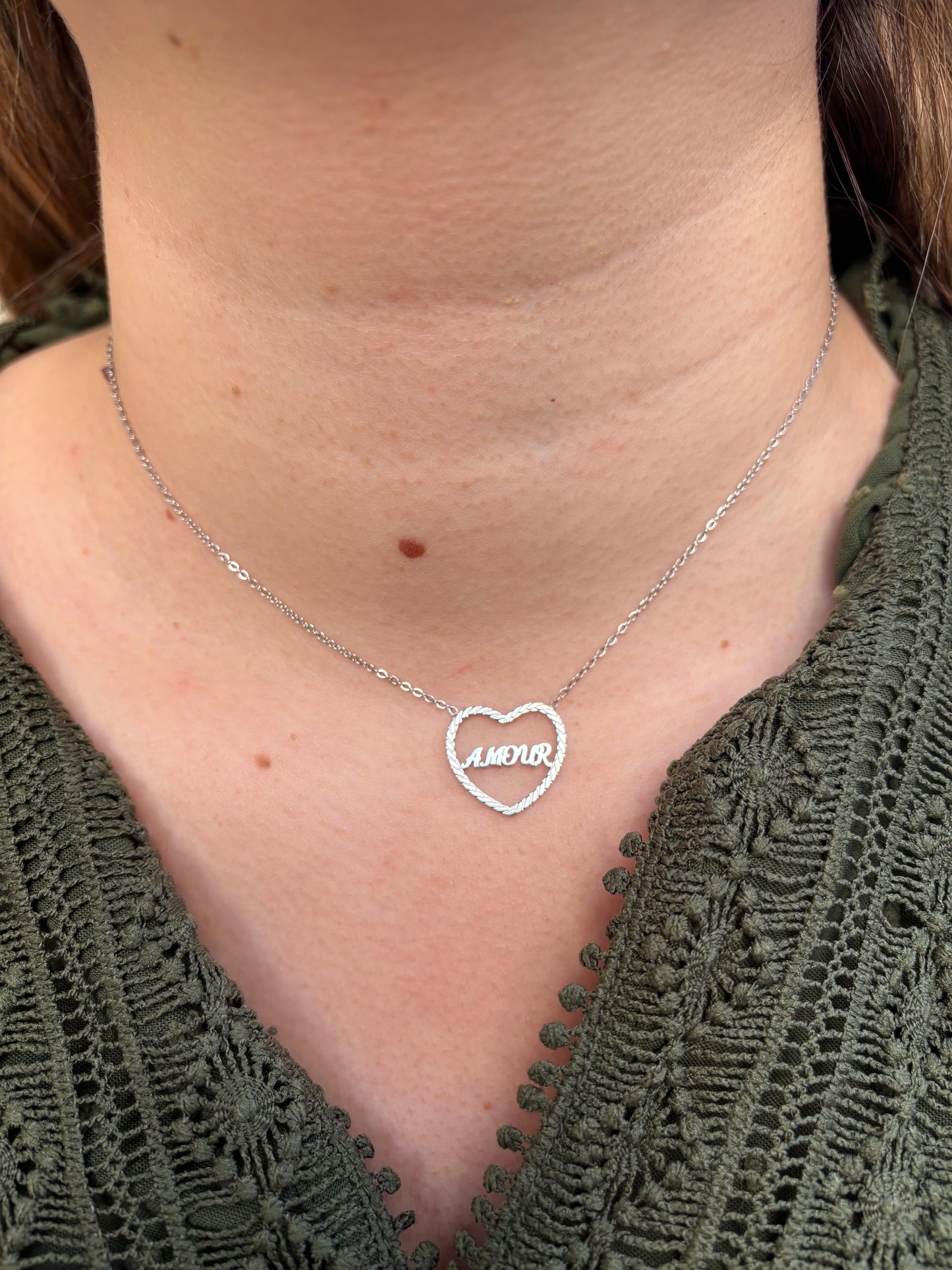 Collier «  AMOUR »