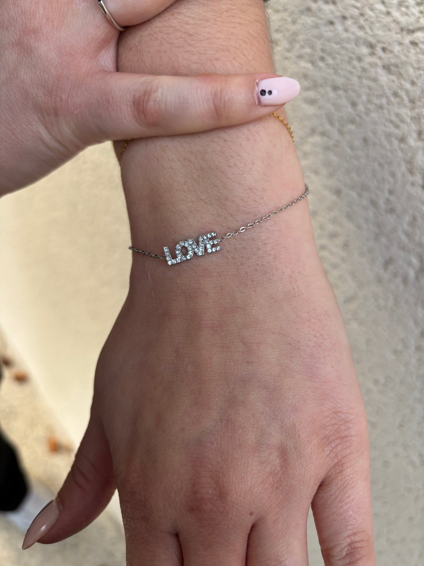 Bracelet love