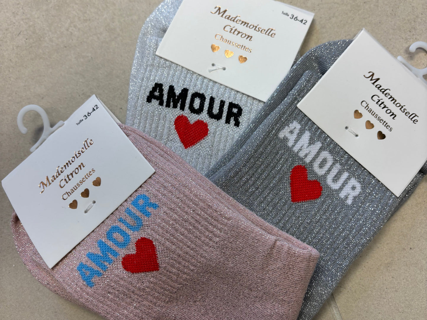 Chaussette pailletée « AMOUR »